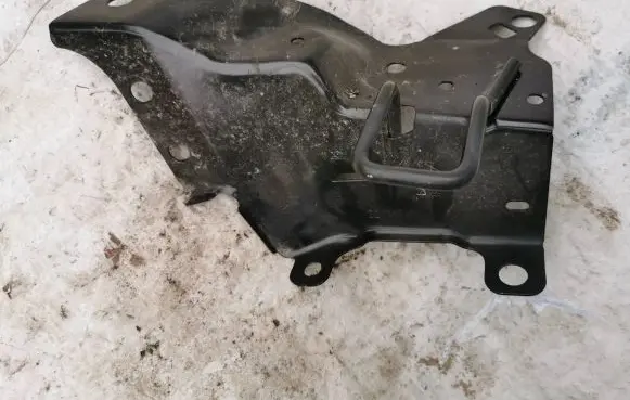 Peugeot 2008 II Seat back rest lock catch 384467
