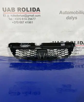 Honda Civic Front bumper upper radiator grill