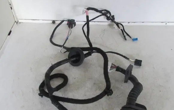 Tesla Model 3 Tailgate/trunk wiring harness SL2671912000088
