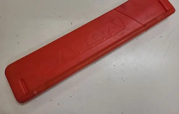 Volvo V50 Emergency warning sign