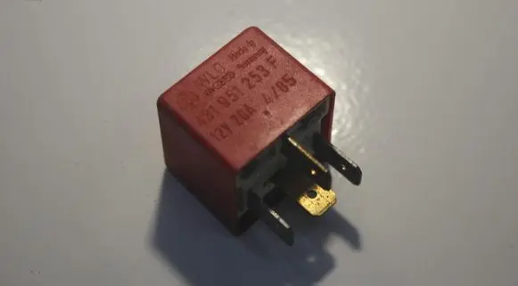 Ford Mondeo MK II Other relay 431951253F