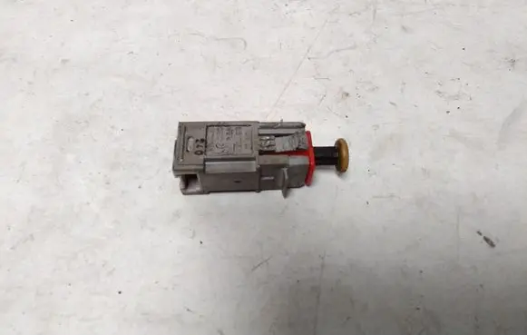 Clutch pedal sensor