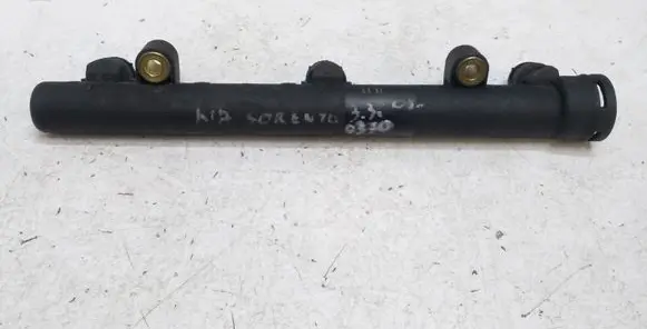 KIA Sorento Fuel main line pipe 353043C400