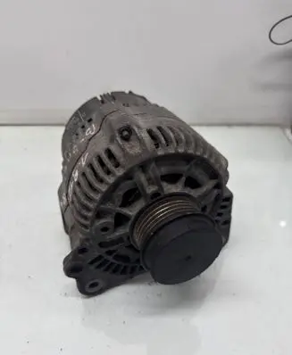 Volkswagen PASSAT B5 Generator/alternator 0123320025 028903027S