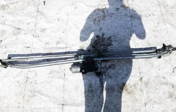 Opel Meriva B Front wiper linkage and motor 13250416