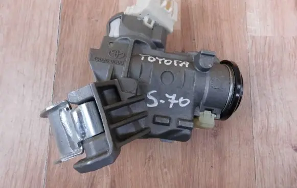 Toyota Yaris Ignition lock 897830D050