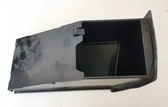 Audi A6 S6 C5 4B Glove box 70667r