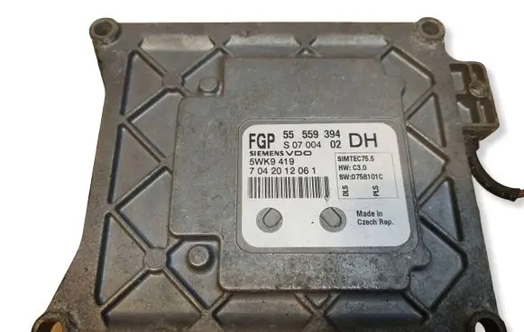 Opel Astra H Engine control unit/module ECU 55559394 5WK9419 SIMTEC755