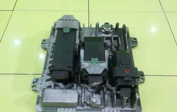 Opel Mokka Engine control unit/module 55591599