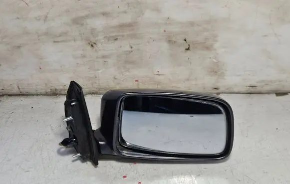 Mitsubishi Lancer Front door electric wing mirror E13010496 E13010838