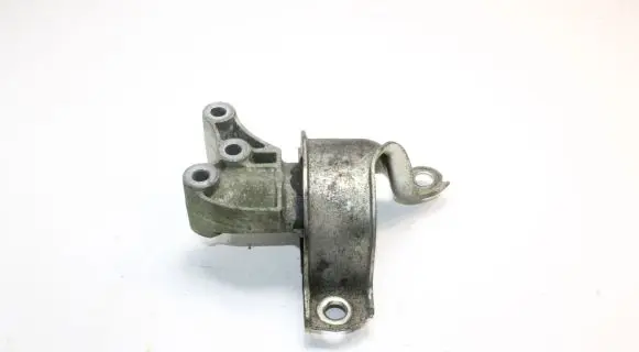 Fiat 500 Engine mounting bracket C384