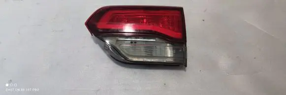 Jeep Grand Cherokee Tailgate rear/tail lights P68142944AD 68142944AD