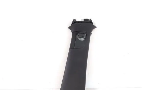 Volvo XC40 (B) pillar trim (top) 31457493