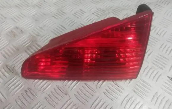 Peugeot 607 Rear/tail lights