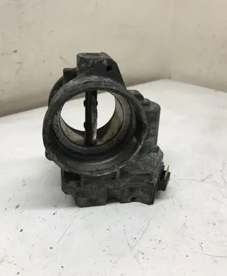 Audi A4 S4 B6 8E 8H Throttle valve