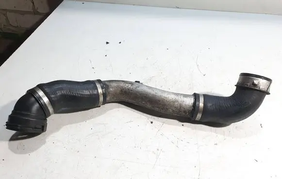 BMW 3 E90 E91 Intercooler hose/pipe 7798101