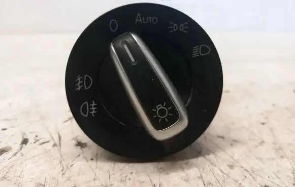 Volkswagen PASSAT B7 Light switch 3C8941431A
