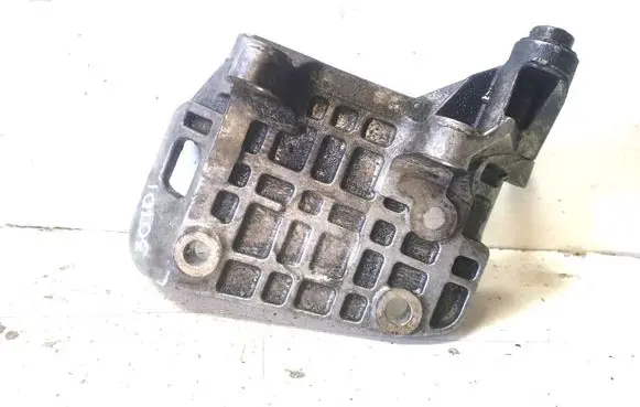 Audi A7 S7 4G Engine mounting bracket 059903143AJ