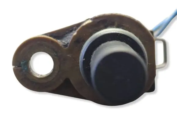 Audi A6 S6 C5 4B Speed sensor (speedometer sensor) 095927321A