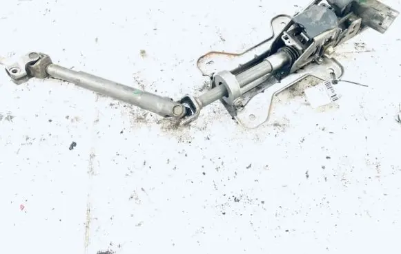 Ford Focus Steering wheel axle