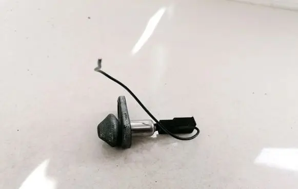 KIA Rio Front door sensor 