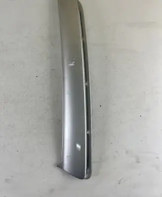 Jeep Grand Cherokee (WJ) Rear side glass trim 5E721TRMAC 6178M02