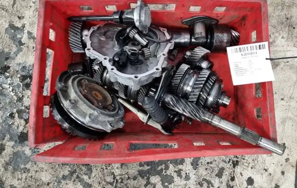Audi A6 C7 Manual 6 speed gearbox