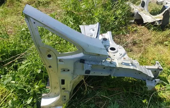 Front quarter panel