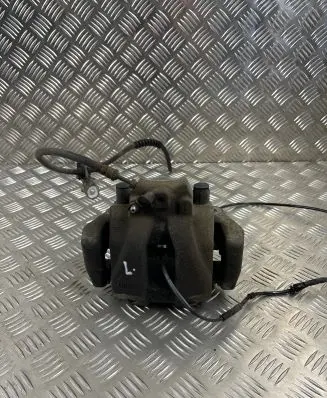BMW X4 F26 Front brake caliper