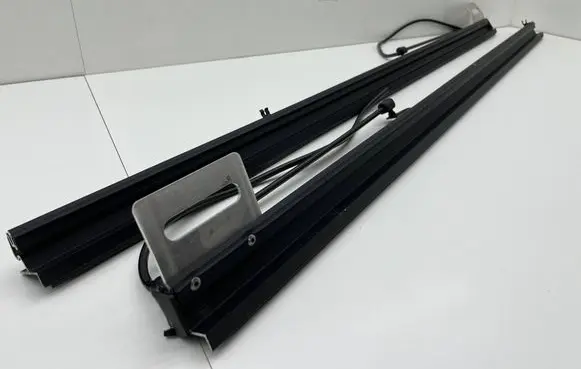 Ford Maverick Sliding door middle rail 2222701430 VNZ6Z-99501A42-C