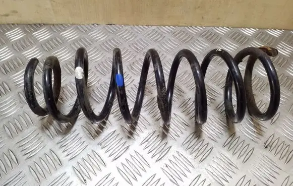 Toyota Corolla E120 E130 Rear coil spring