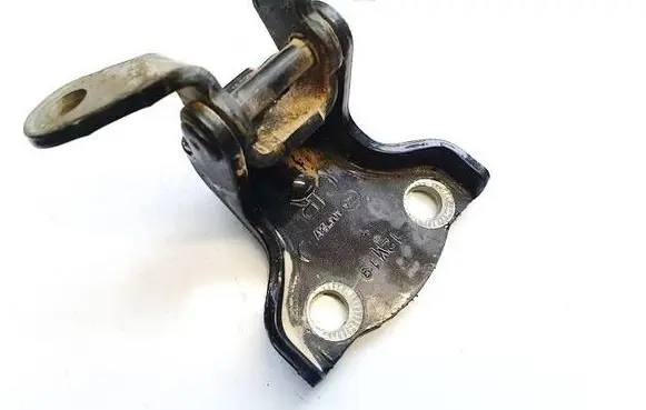 Opel Antara Rear door lower hinge