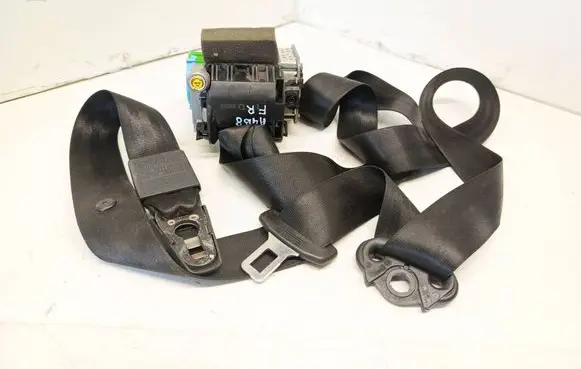 Audi A4 S4 B8 8K Front seatbelt 3063561