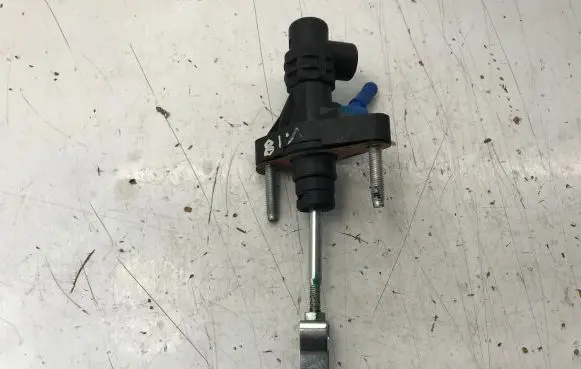 Toyota Corolla Verso AR10 Clutch master cylinder 3142005041 2090707