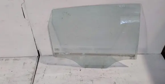 Chevrolet Captiva Rear door window glass