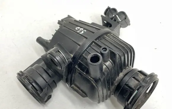 Volvo S60 Intake resonator 32324079