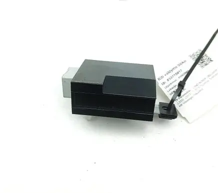 Land Rover Discovery Sport Other devices BJ3217509AC