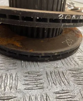 Mercedes-Benz C W205 Front brake disc