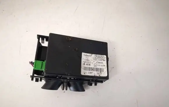 Volvo V70 Alarm control unit/module 31268986