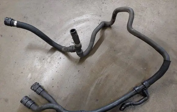 Ford Galaxy Engine coolant pipe/hose 6G918274BD