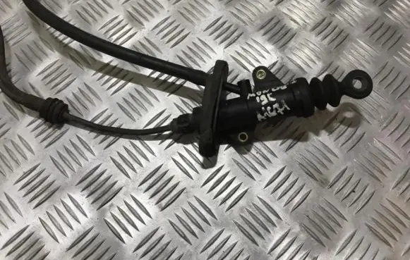 Ford Mondeo MK II Clutch master cylinder 94bb7a543ab 94bb-7a543-ab