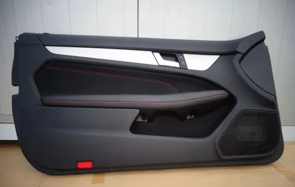 Mercedes-Benz C W204 Front door card panel trim