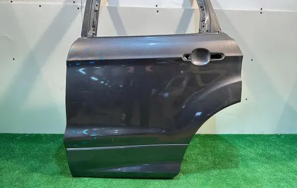 Rear door