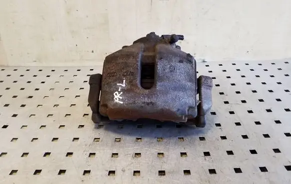 Skoda Superb B6 (3T) Front brake caliper