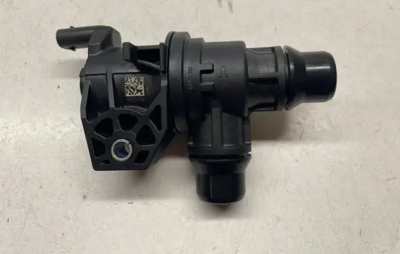 BMW X1 U11 Electric auxiliary coolant/water pump 9896408