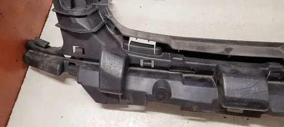 Ford Focus Front bumper support beam 8M5117E778