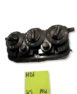Mercedes-Benz A W168 Climate control unit 1688302085