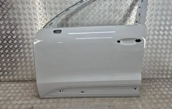 Porsche Macan (95B) Front door