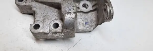 Peugeot 508 Engine mounting bracket 9677163980