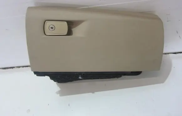 BMW 3 F30 F35 F31 Glove box 9228283